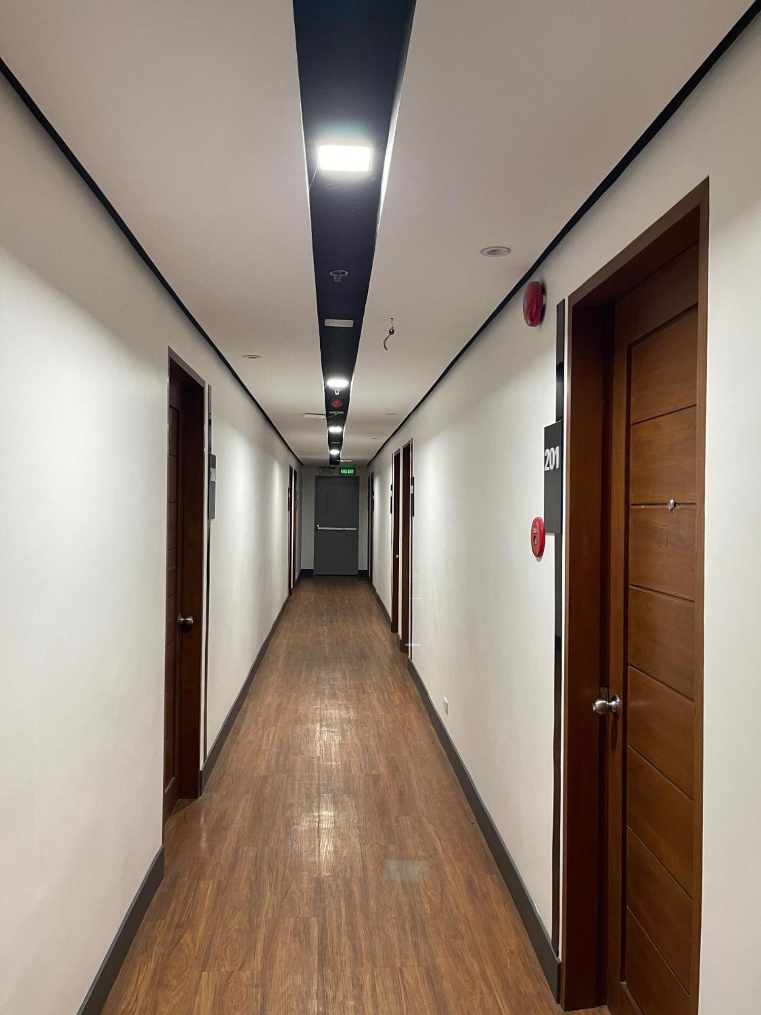 Boulevard Pension Hotel Cebu Εξωτερικό φωτογραφία